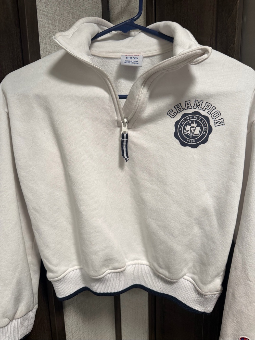 Champion kids size medium 10-12 white Quarter-Zip Sweatshirt with Navy Logo